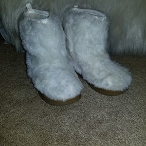 GAP Fury Winter Boots